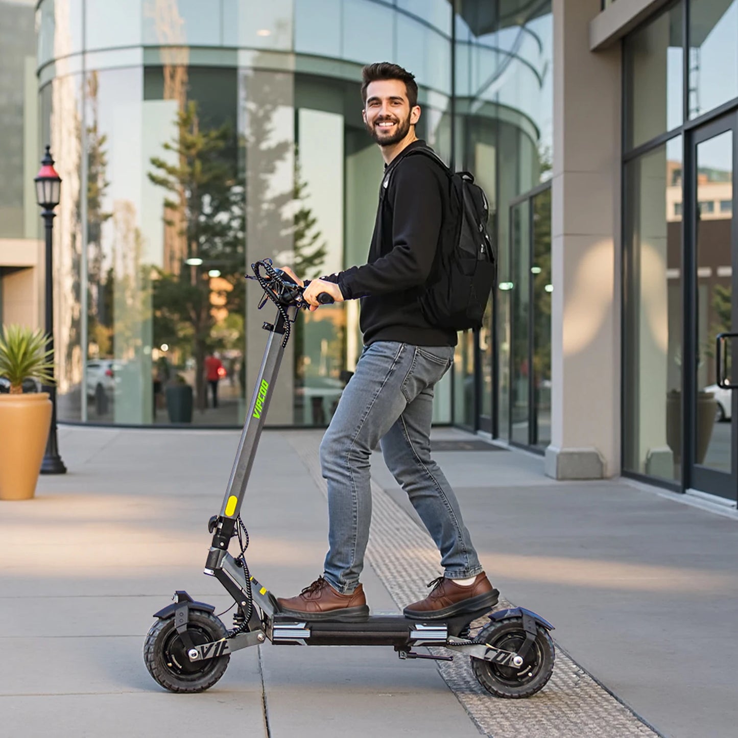 Fashionable VIPCOO VS6 PRO Dual Motor Electric Scooter Long Range 20.8AH Available in UK EU US Warehouses